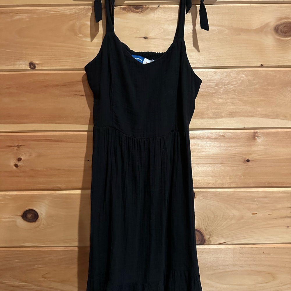 Old Navy Black Spaghetti Strap Sundress